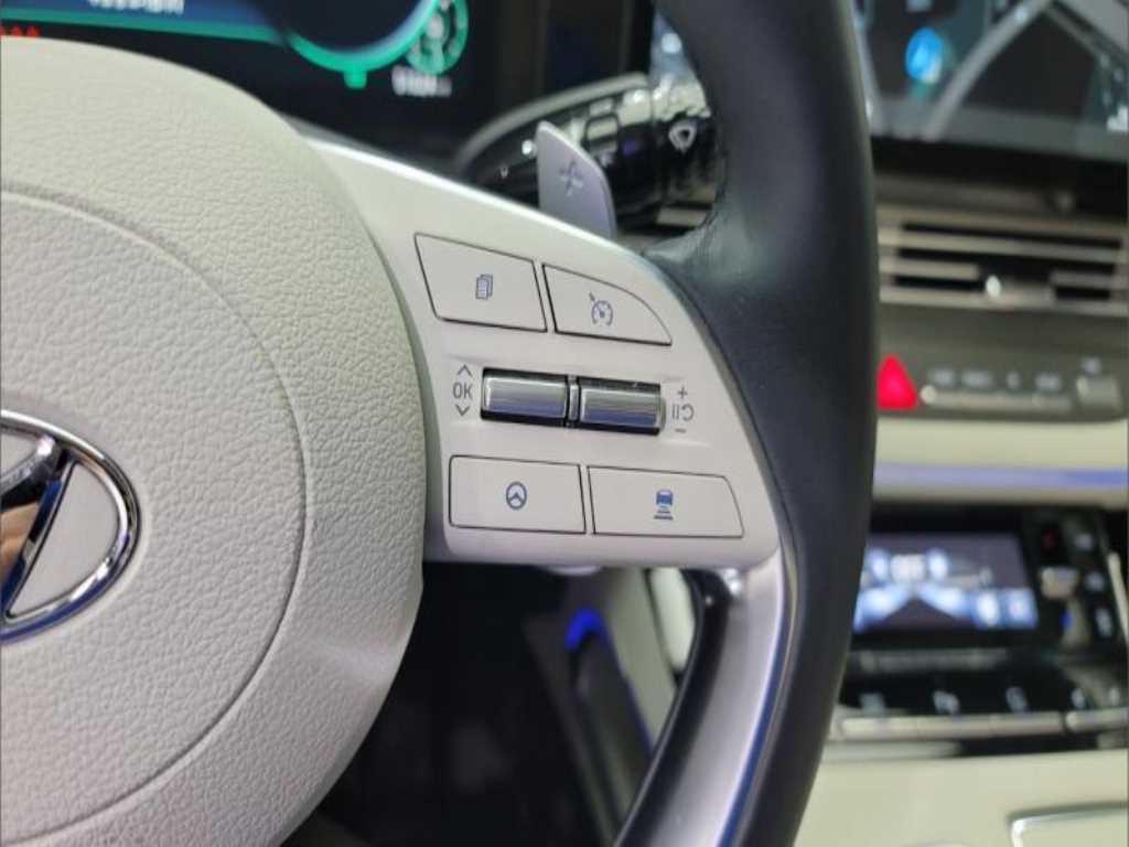 HYUNDAI Grandeur - Vista 10