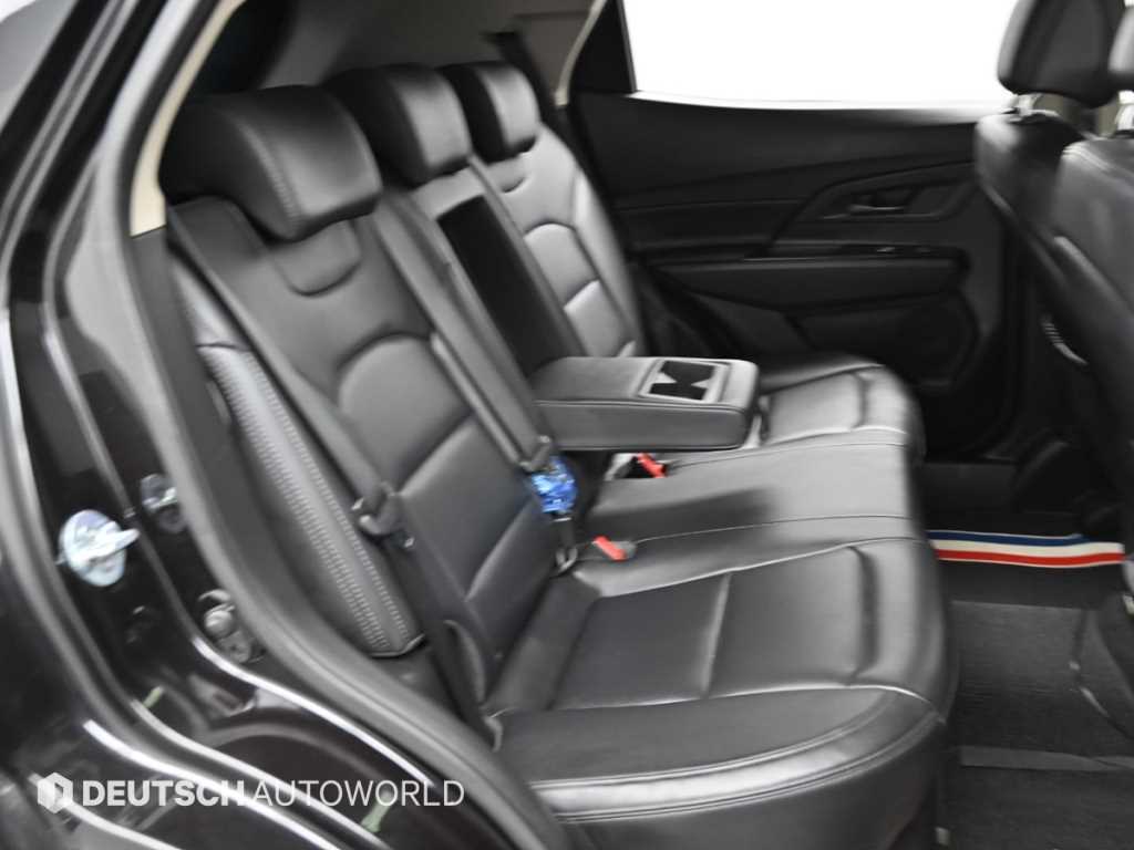 Ssangyong Korando - Vista 12