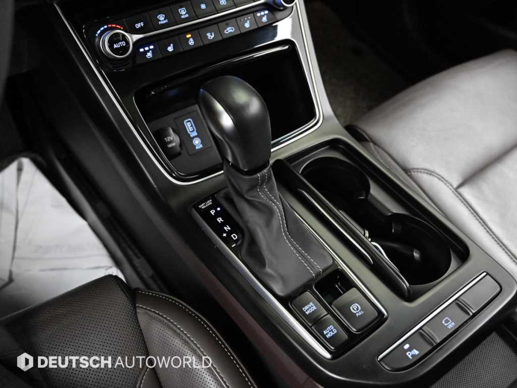 HYUNDAI Grandeur - Vista 9