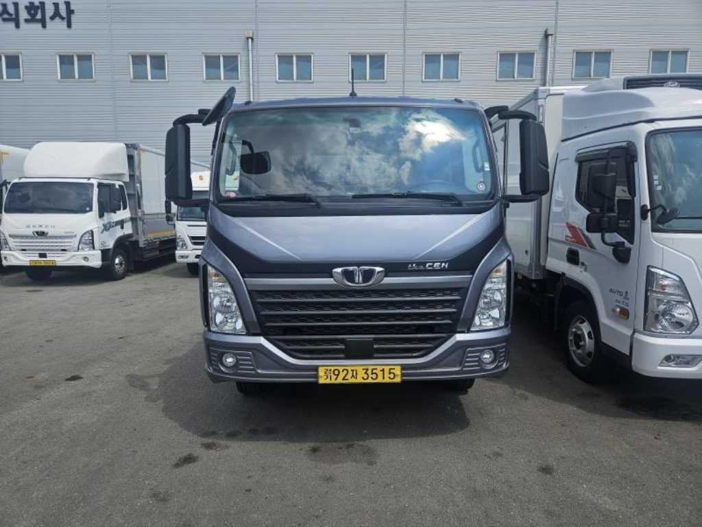 medium and large cargo truck - Vista 2