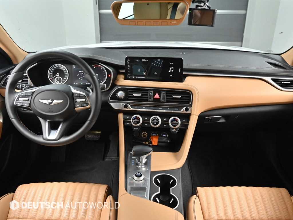 Genesis G70 - Vista 7