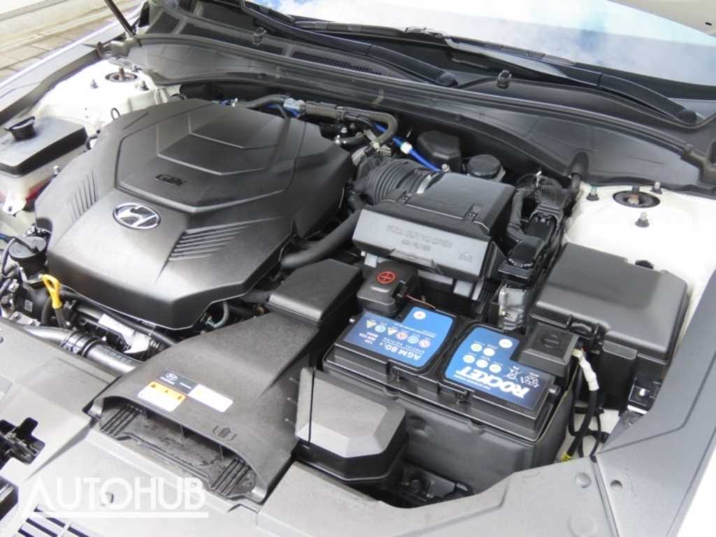 HYUNDAI Grandeur - Vista 5