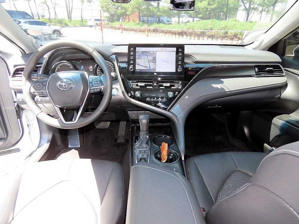 Toyota Camry - Vista 7