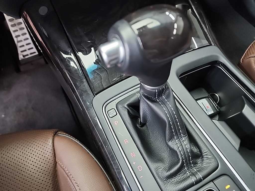 KIA Sorento - Vista 8