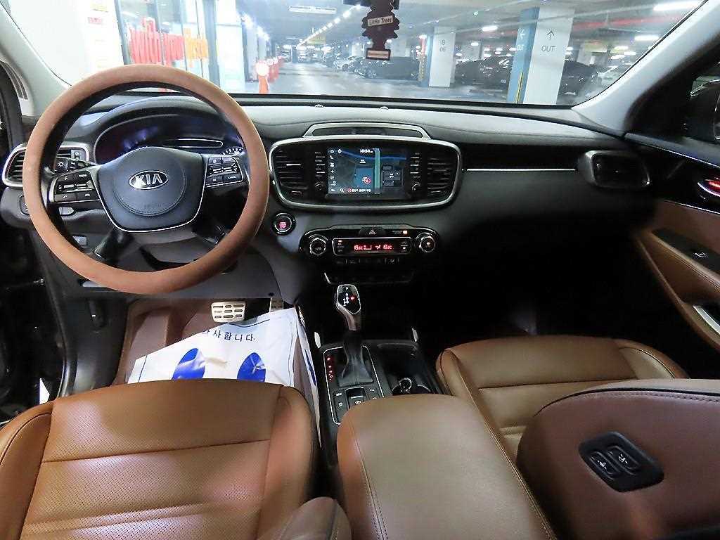 KIA Sorento - Vista 11