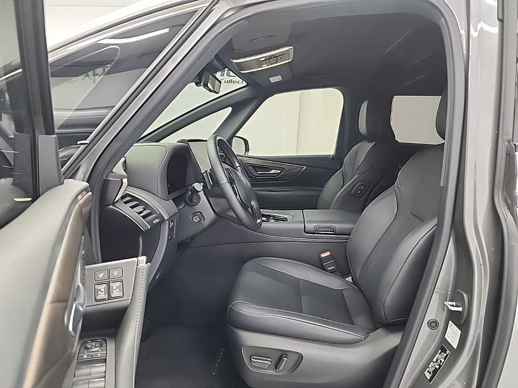 Toyota Alphard - Vista 11
