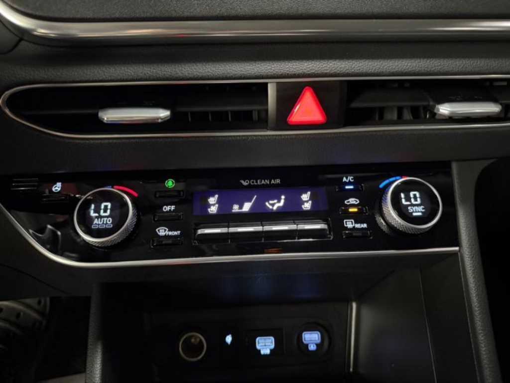 HYUNDAI Sonata - Vista 11
