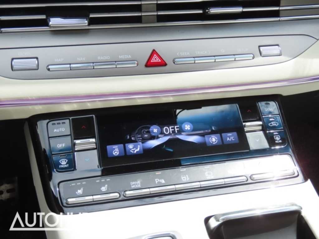 HYUNDAI Grandeur - Vista 8