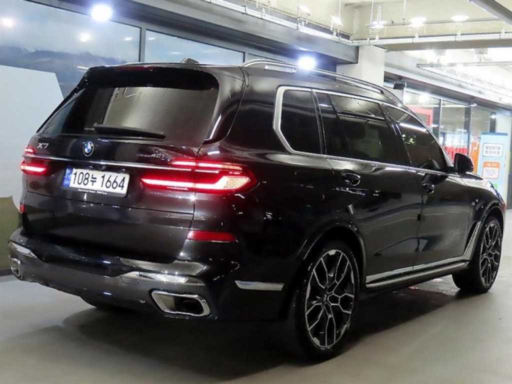 BMW X7 - Vista 4