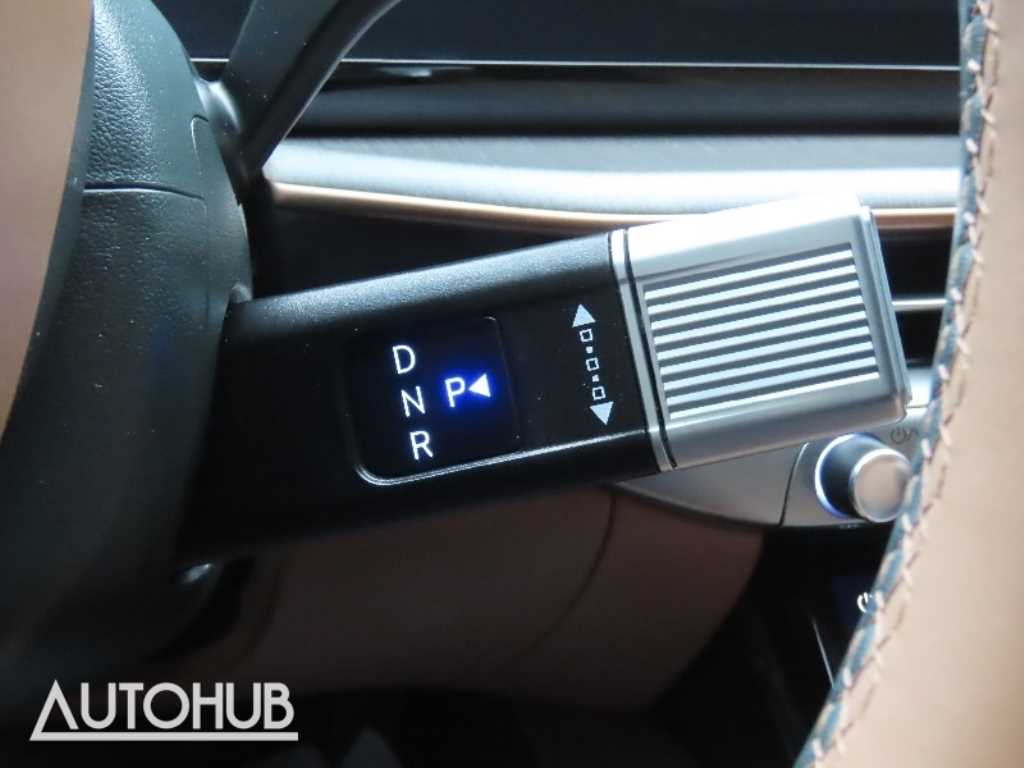 HYUNDAI Grandeur - Vista 7
