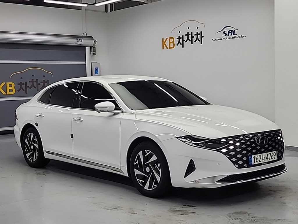 HYUNDAI Grandeur - Vista 4