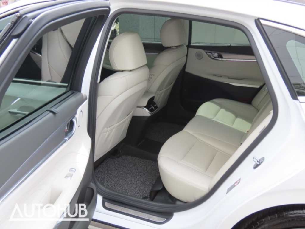 HYUNDAI Grandeur 2022 Blanco - Importación desde Corea - HF Imports Iquique - Foto 14