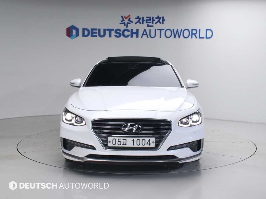 HYUNDAI Grandeur - Vista 3