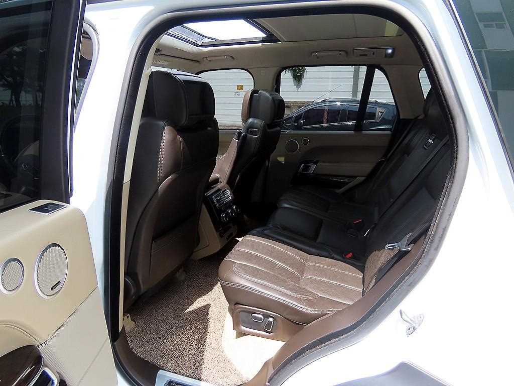 Land Rover Range Rover - Vista 6