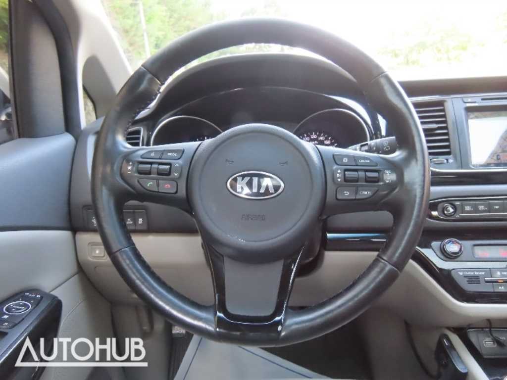 KIA Carnival 2015 - Importación desde Corea - HF Imports Iquique - Foto 17