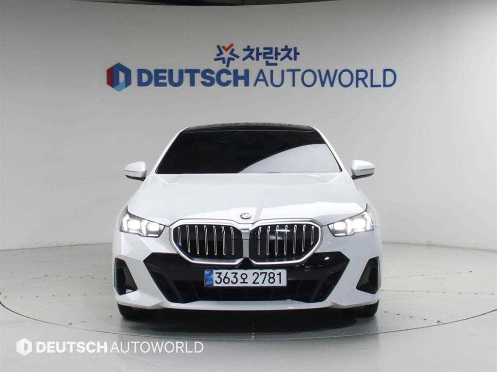 BMW 5 Series - Vista 3
