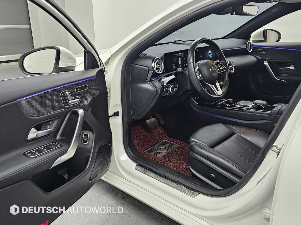 Mercedes Benz A Class - Vista 11