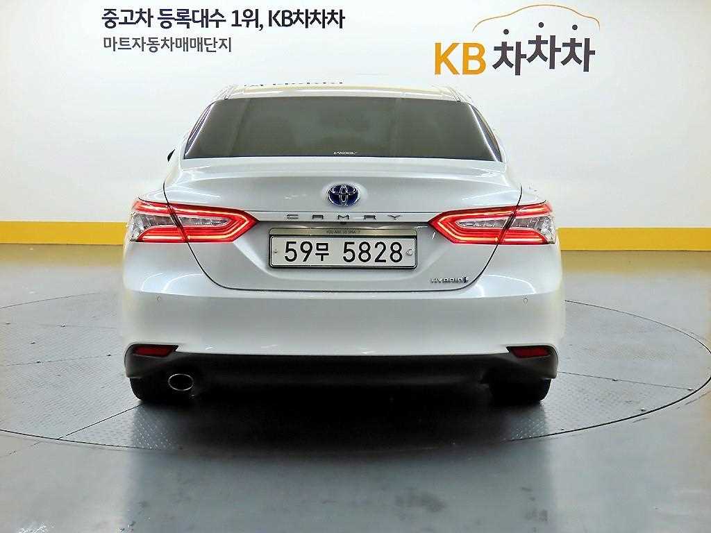Toyota Camry - Vista 3