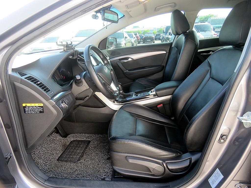 HYUNDAI i40 - Vista 6