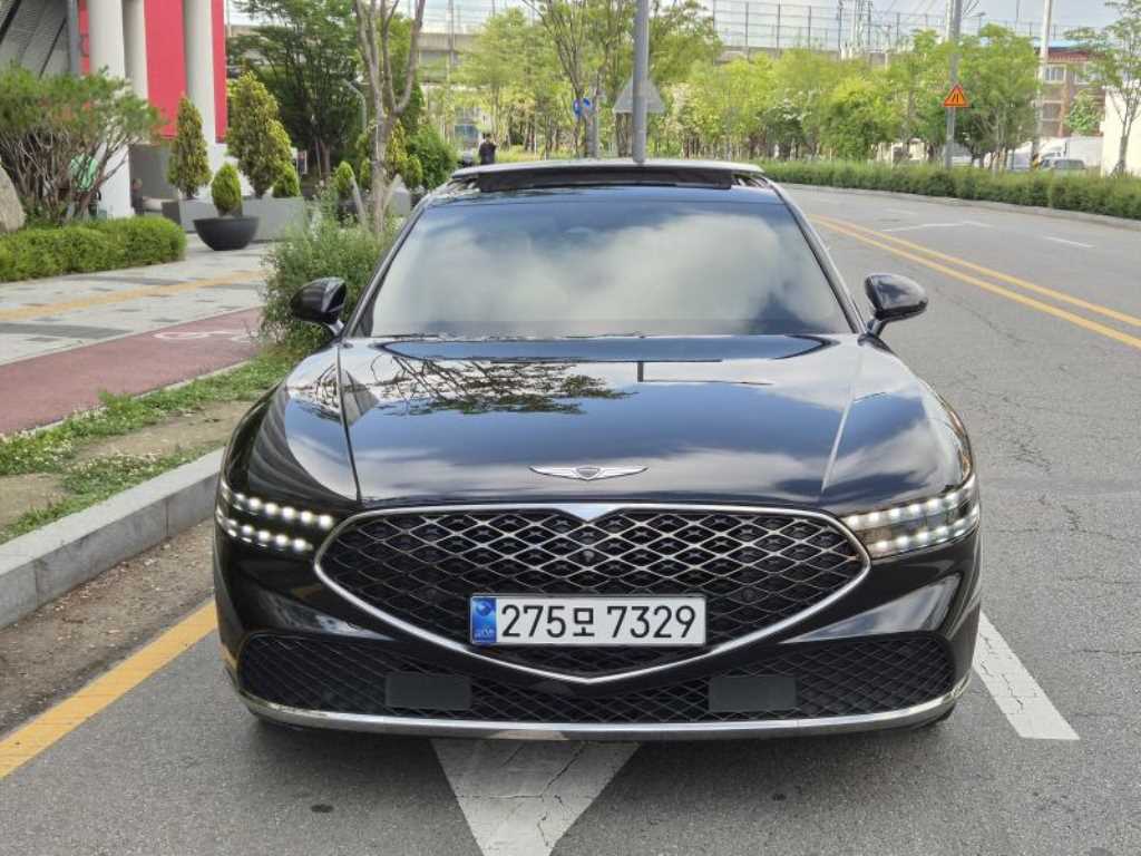 Genesis G90 - Vista 4