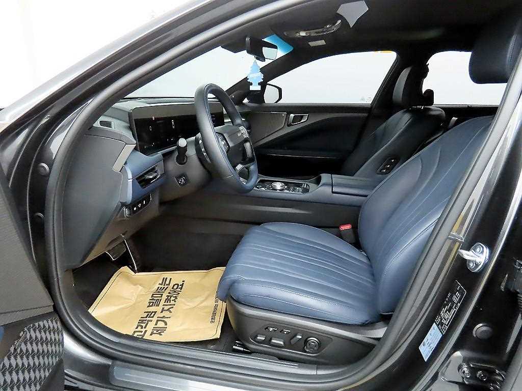 KIA K8 - Vista 5