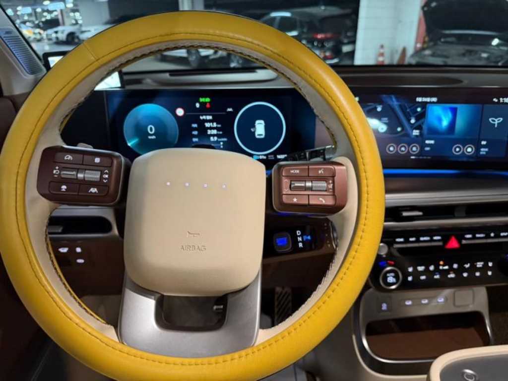 HYUNDAI IONIQ 9 - Vista 8