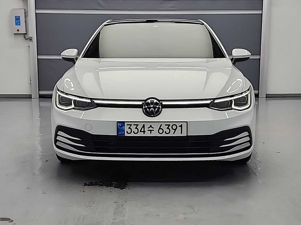 Volkswagen Golf - Vista 2