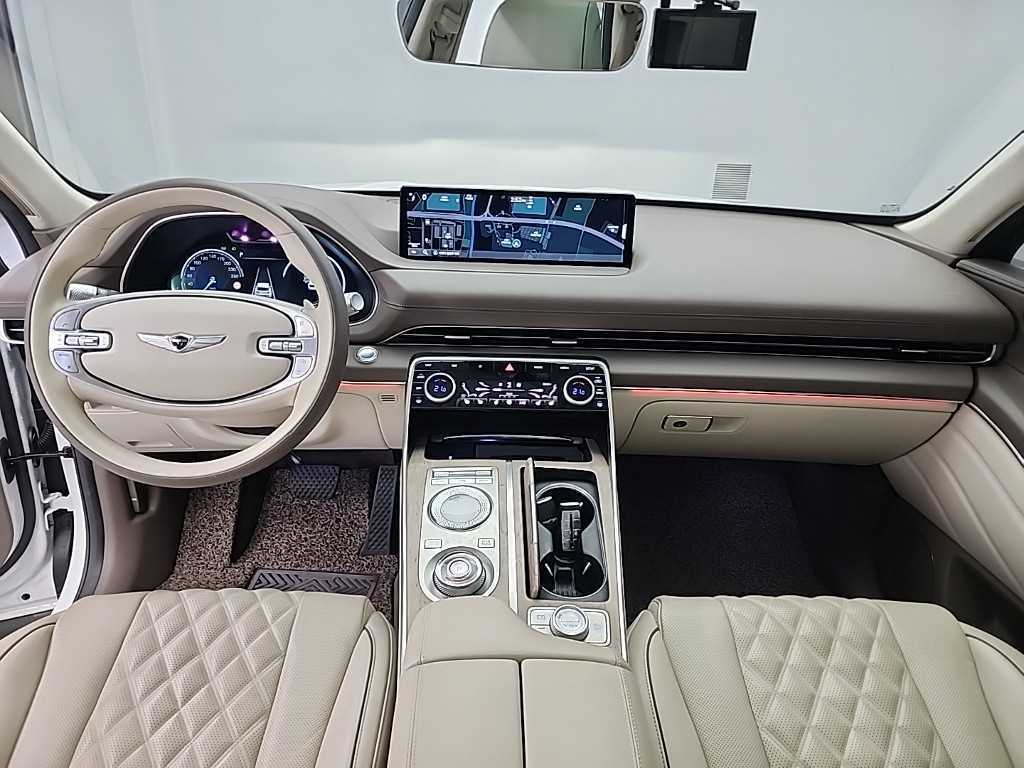 Genesis GV80 - Vista 7