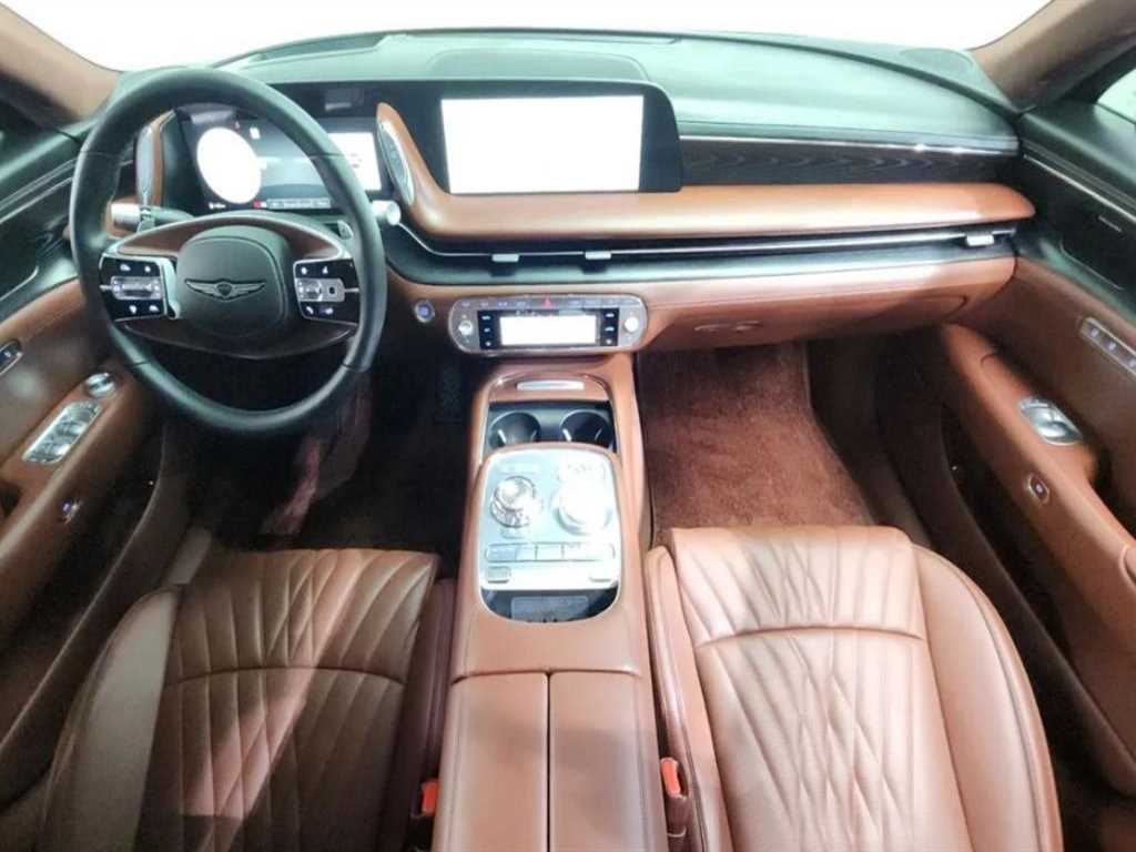 Genesis G90 - Vista 6