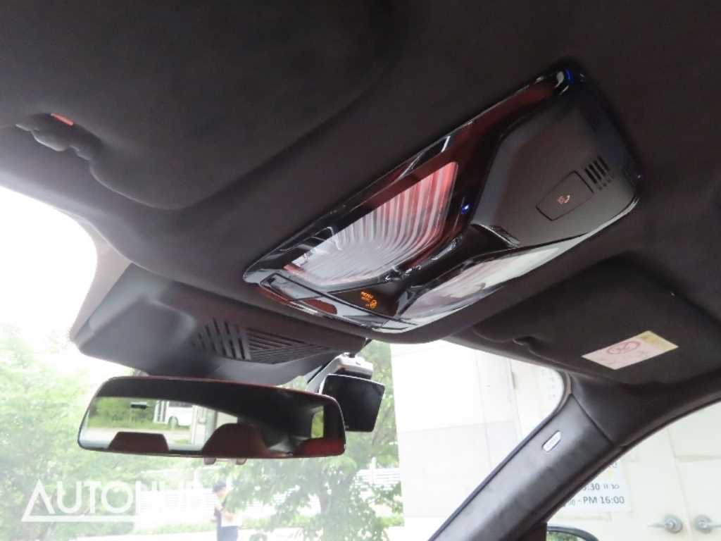 BMW XM - Vista 11