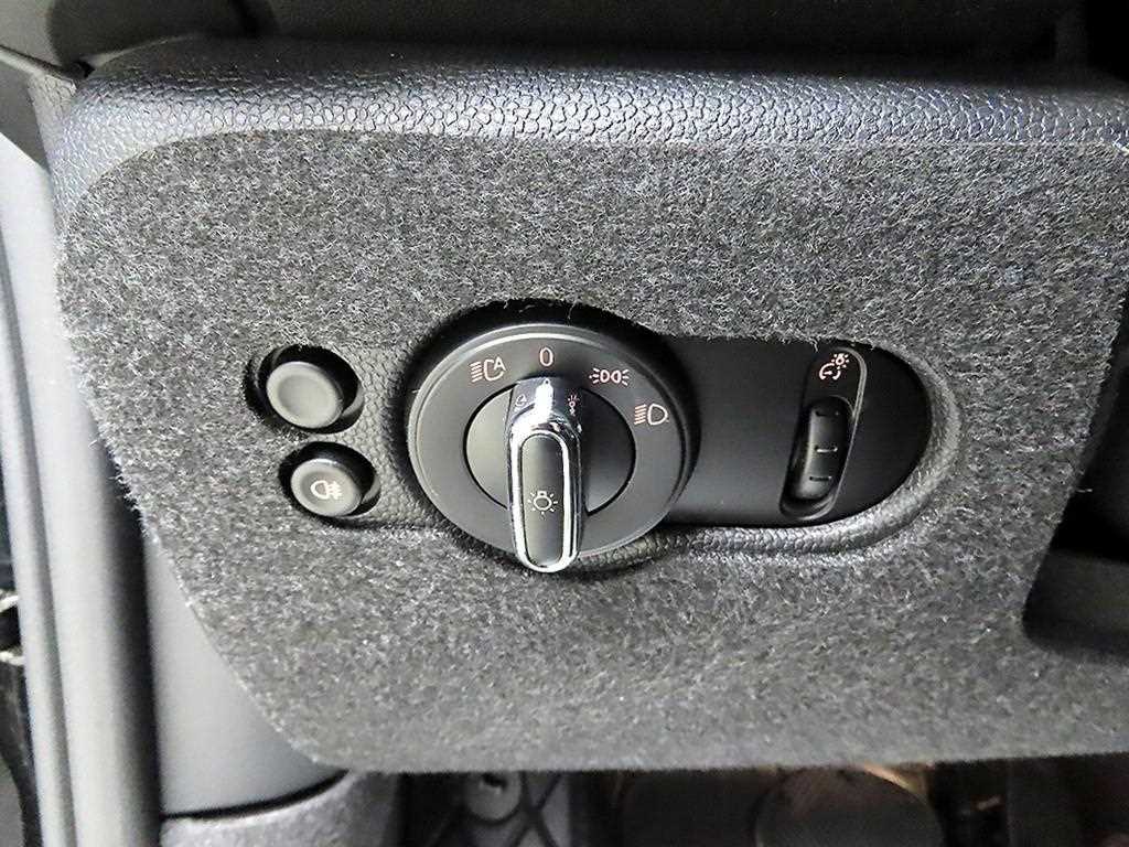Mini Cooper Convertible - Vista 12