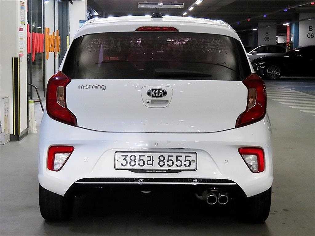 KIA Morning - Vista 5