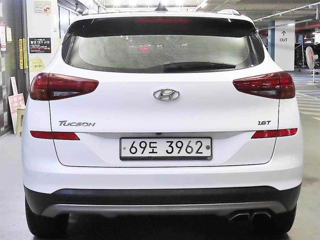 HYUNDAI Tucson - Vista 5