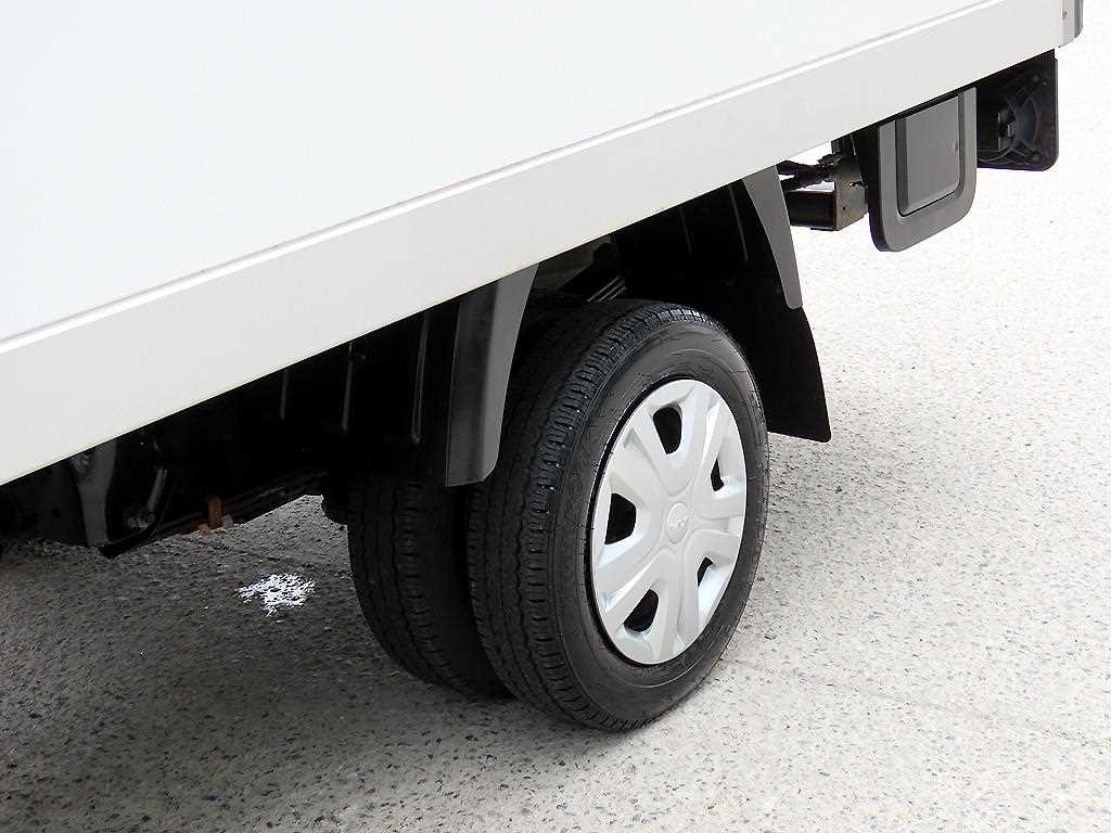 Small Truck Top_Frozen Top 2024 Blanco - Importación desde Corea - HF Imports Iquique - Foto 20