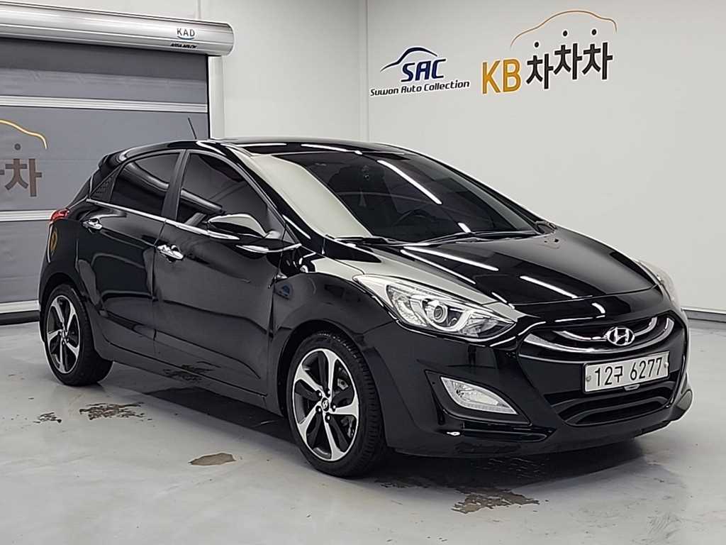 HYUNDAI i30 - Vista 4