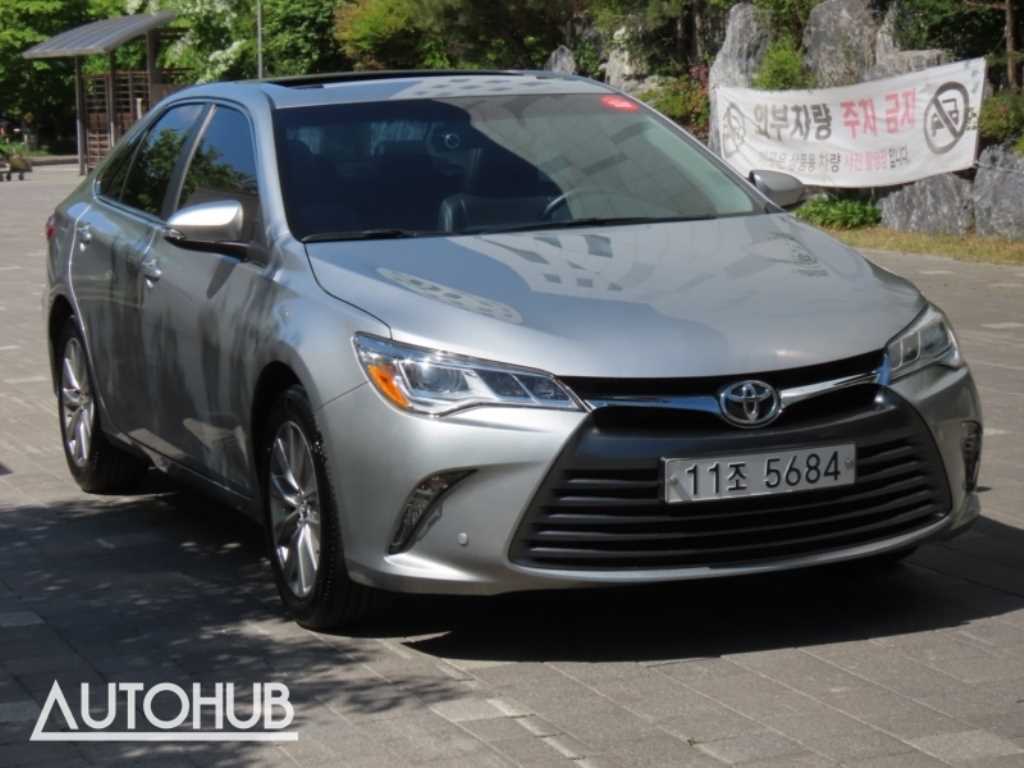 Toyota Camry - Vista 2
