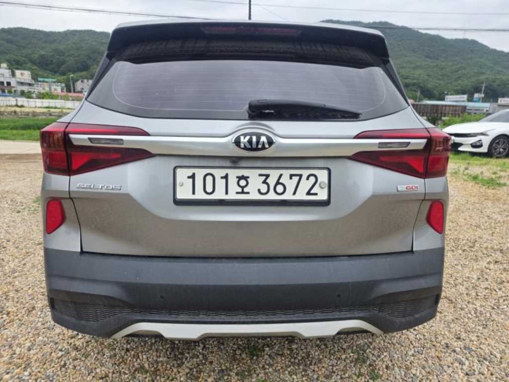 KIA Seltos - Vista 2