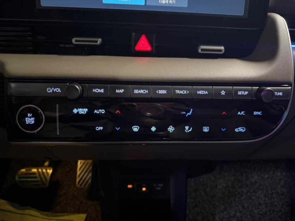 HYUNDAI Ioniq 5 - Vista 12