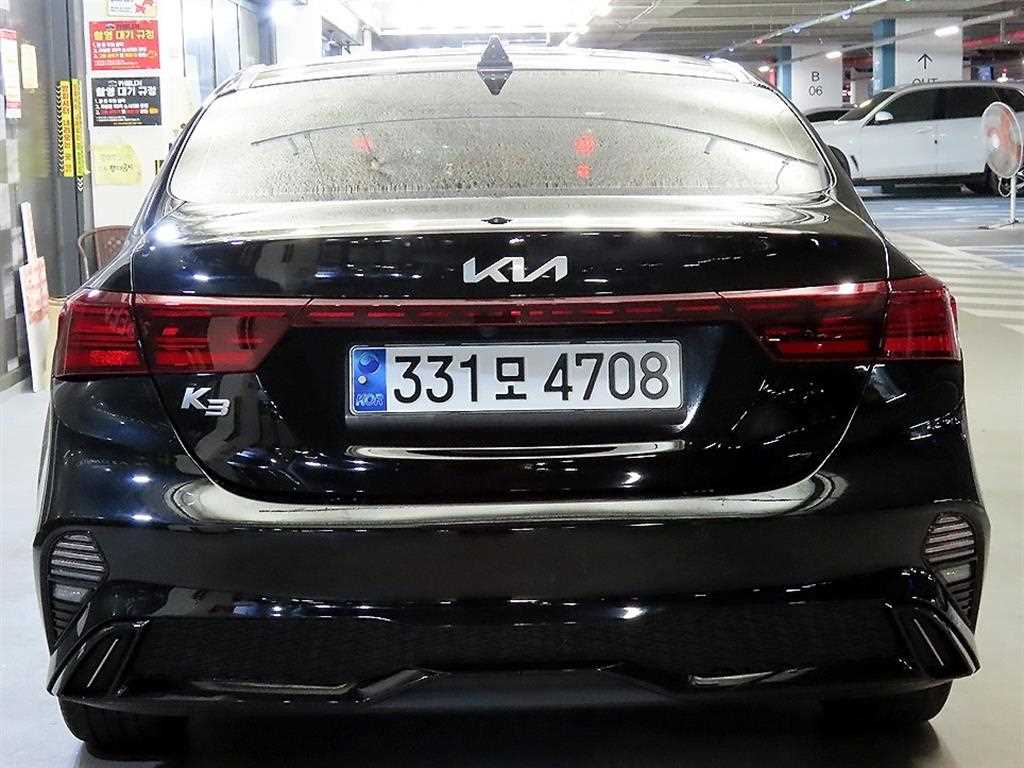 KIA K3 - Vista 5