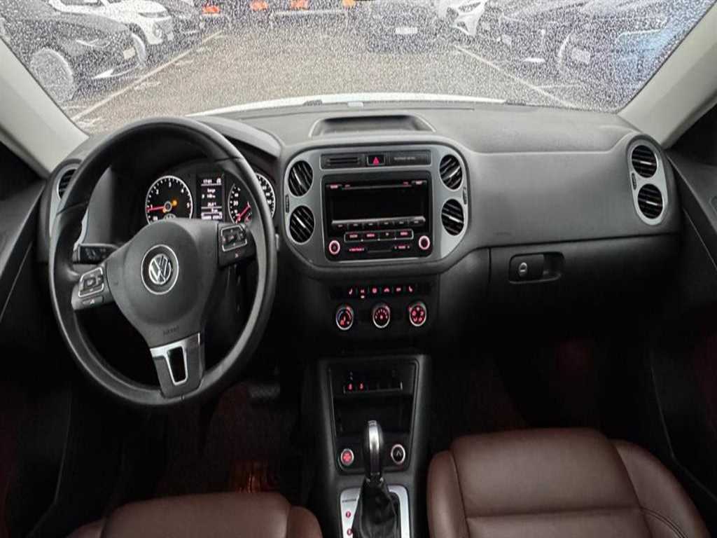Volkswagen Tiguan - Vista 6