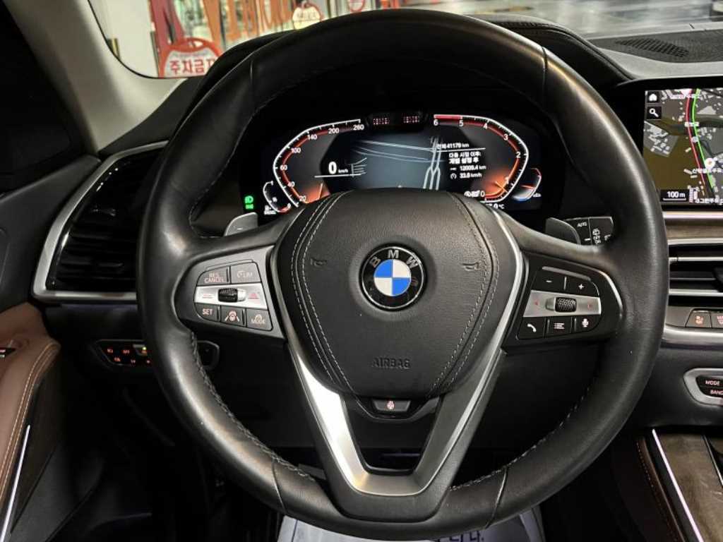 BMW X5 - Vista 8