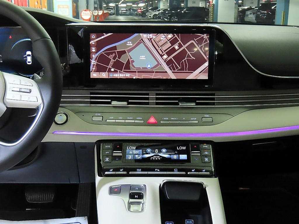 HYUNDAI Grandeur - Vista 11