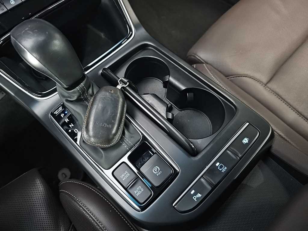 HYUNDAI Grandeur - Vista 8
