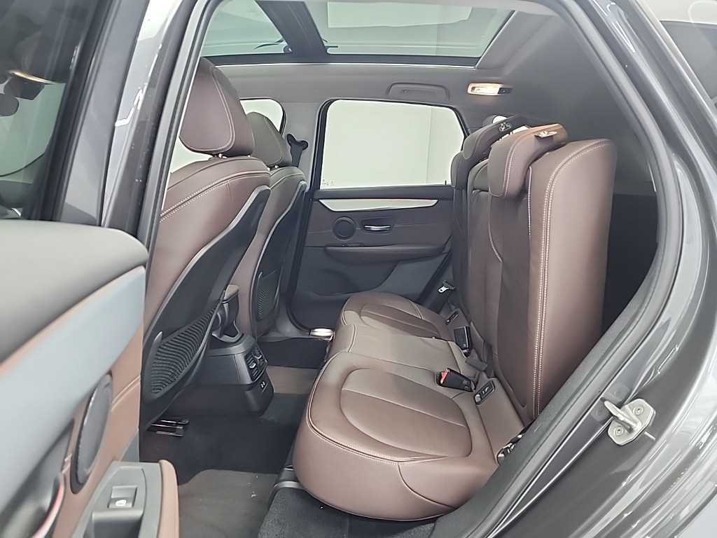 BMW 2 series - Vista 12