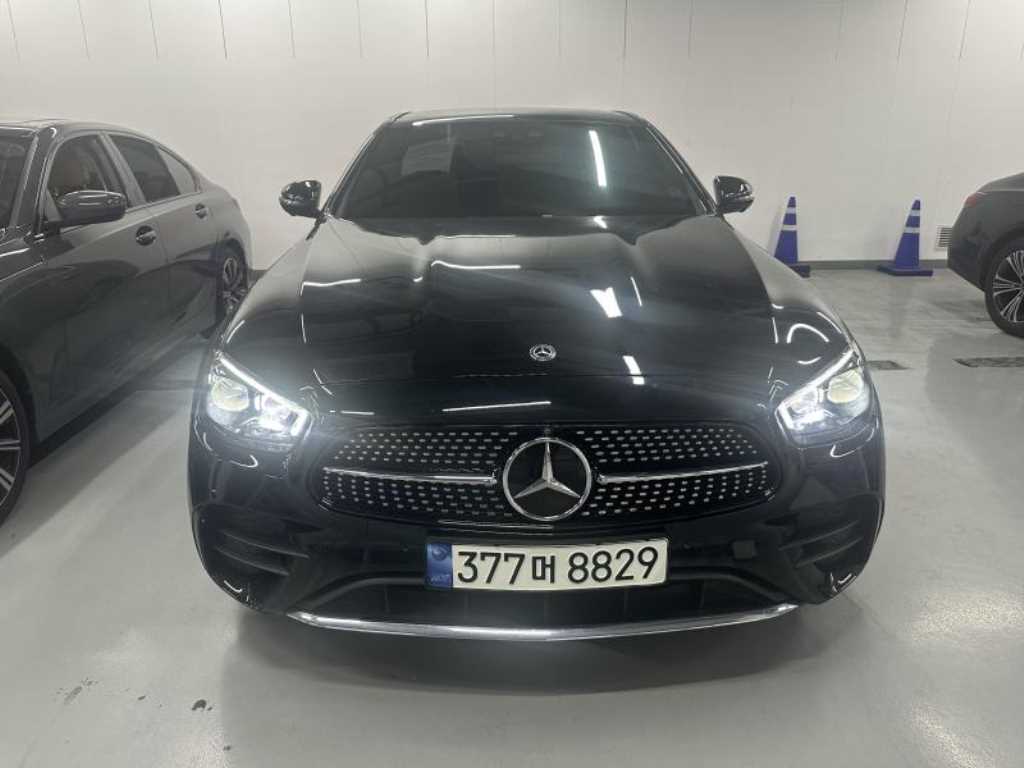 Mercedes Benz E class 2021 Negro - Importación desde Corea - HF Imports Iquique - Foto 1