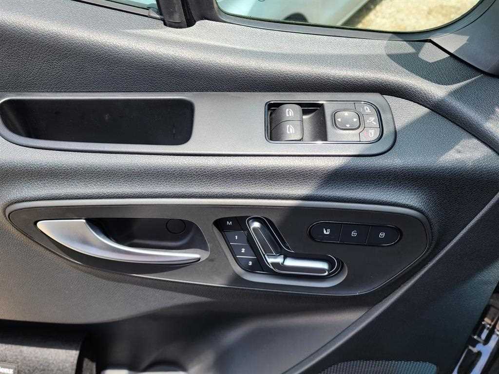 Mercedes Benz Sprinter - Vista 8