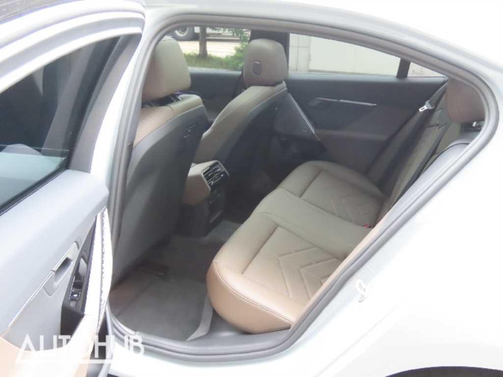 BMW 5 Series 2026 Gris - Importación desde Corea - HF Imports Iquique - Foto 15