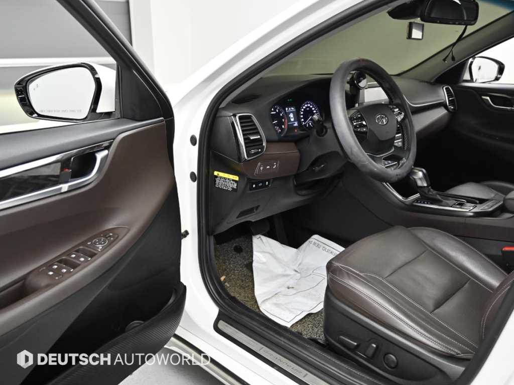 HYUNDAI Grandeur - Vista 11