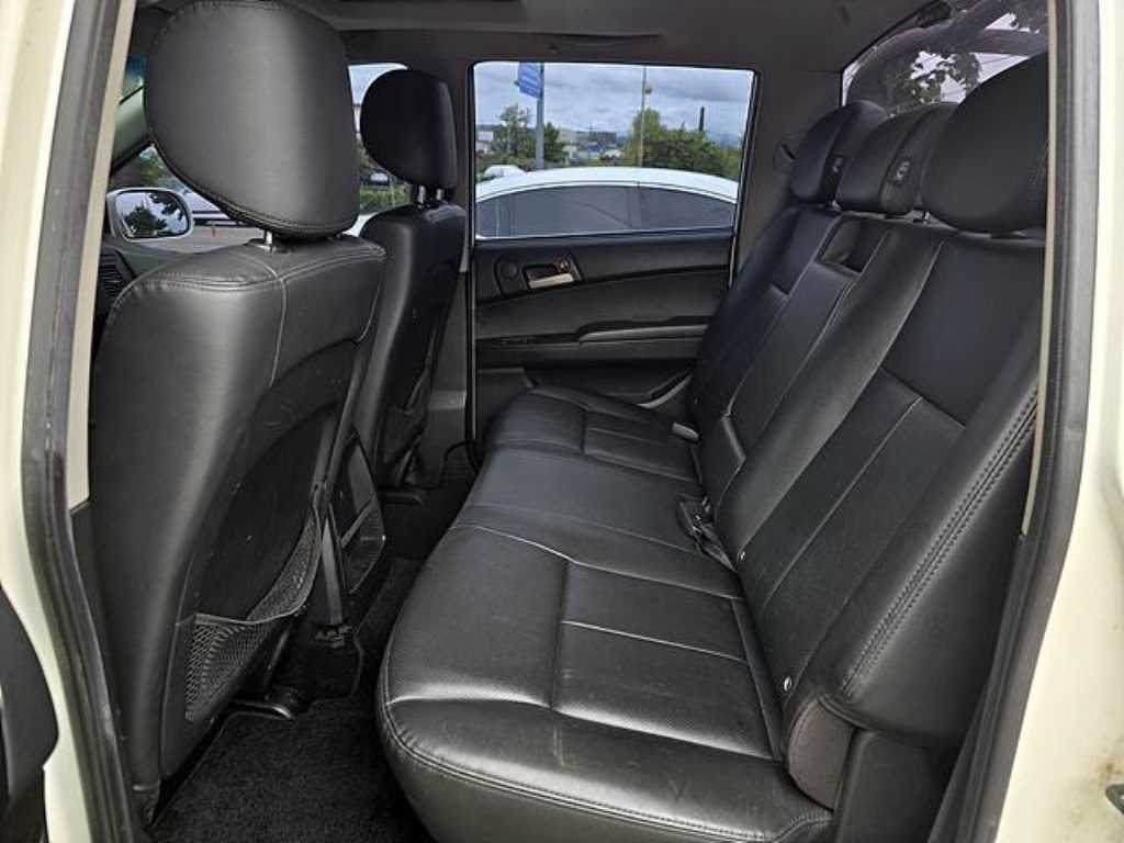 Ssangyong Korando - Vista 5