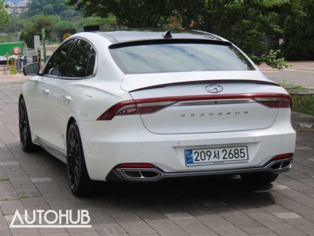 HYUNDAI Grandeur - Vista 4